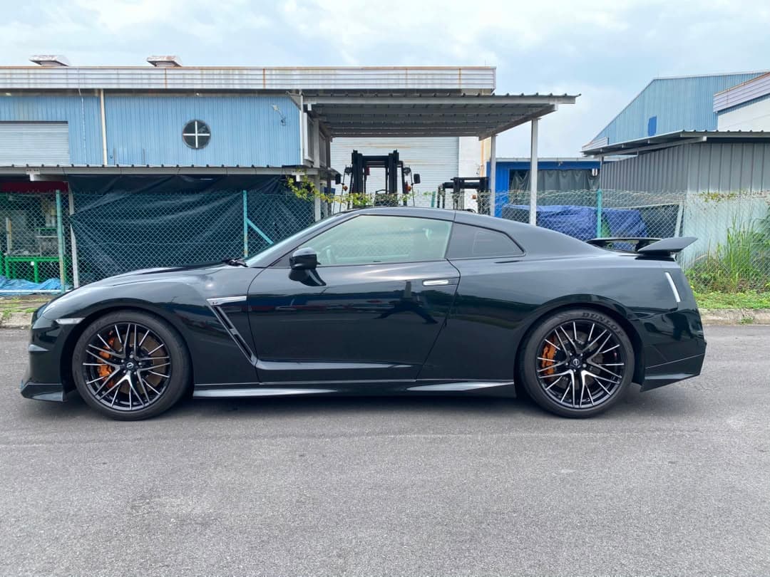 2023 NISSAN GTR35 BLACK photo 7